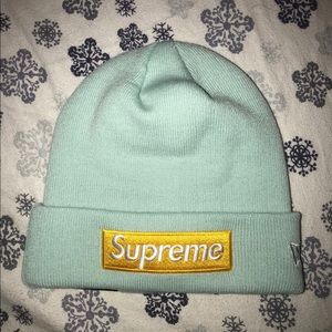 supreme beanie ice blue